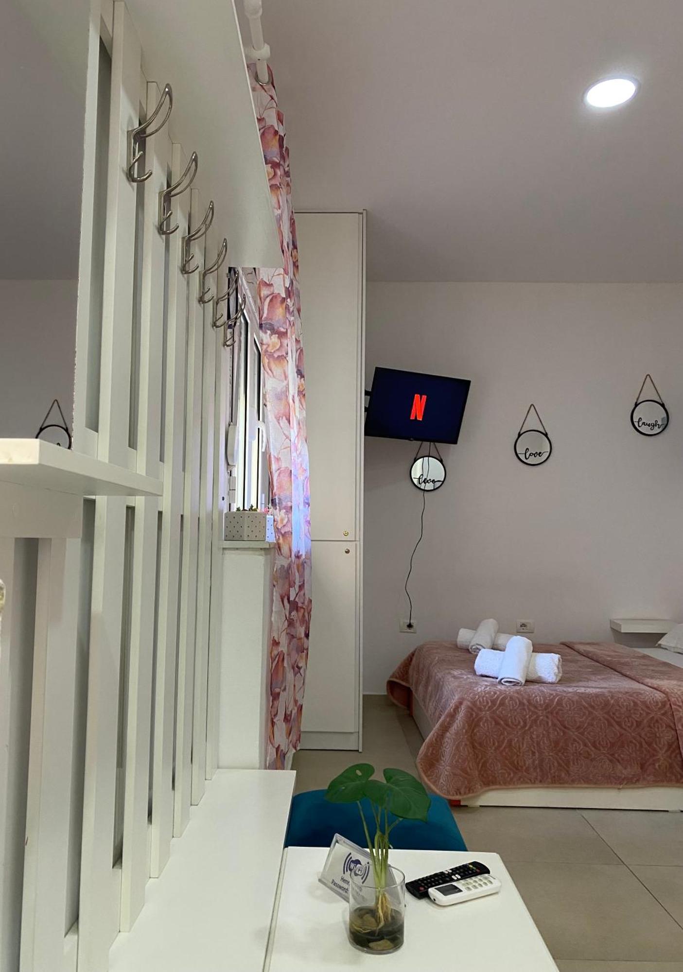 Ayso Inn Tirana City Center Eksteriør bilde